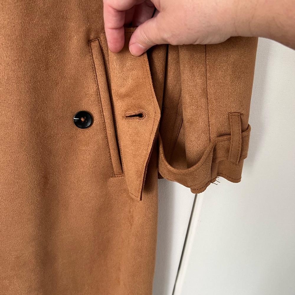 Tahari “Faux Leather” Coat with Pockets - Picture 6 of 17